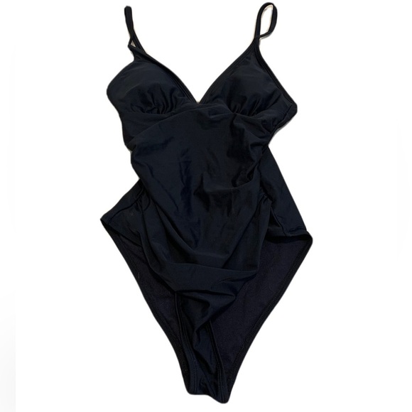 💙 CUPSHE Black V-Neck Wrap Ruched One-Piece Swimsuit - XS - Picture 1 of 7